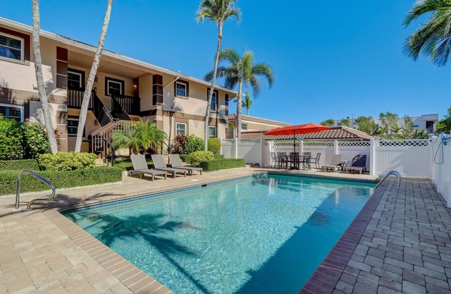 A-1 - Close to Beaches w/Pool and Gulf Access