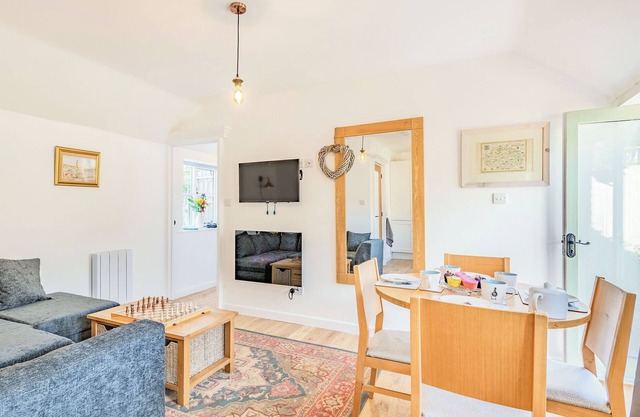 Alojamiento de 2 habitaciones en Coltishall