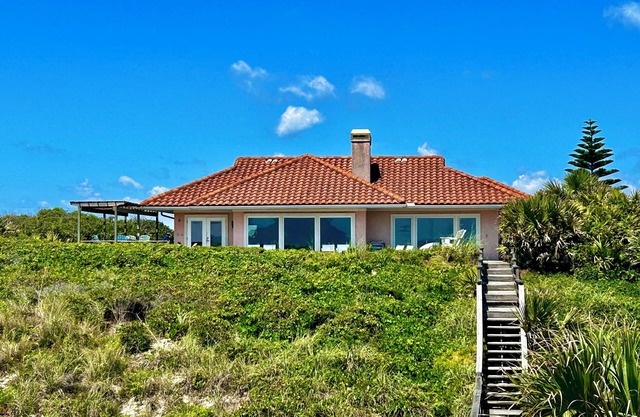 MUY PRIVADO, A + Mejor en Crescent Beach, Deluxe!