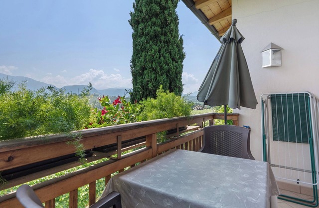 Apartamento 'Gala' con vistas a la montaña, terraza compartida y Wi-Fi