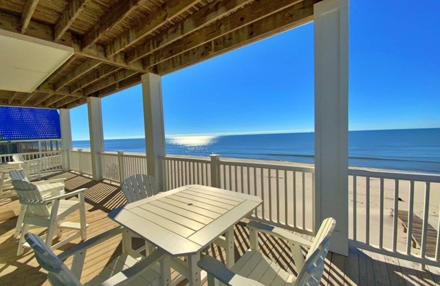 Open! A Luxury Beachfront Escape