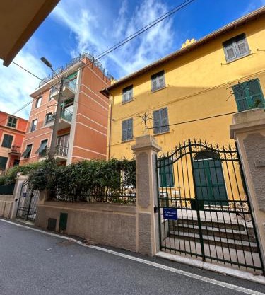 A pochi passi dal mare by PortofinoVacanze