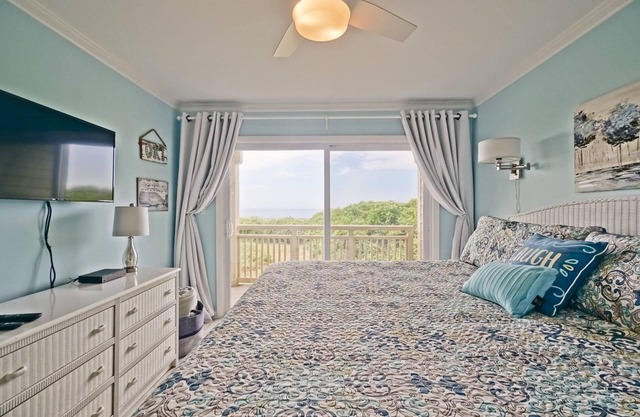 A Seaside Escape - OIBV 707 / 1000 Caswell Beach Road. - Coastal Vacation