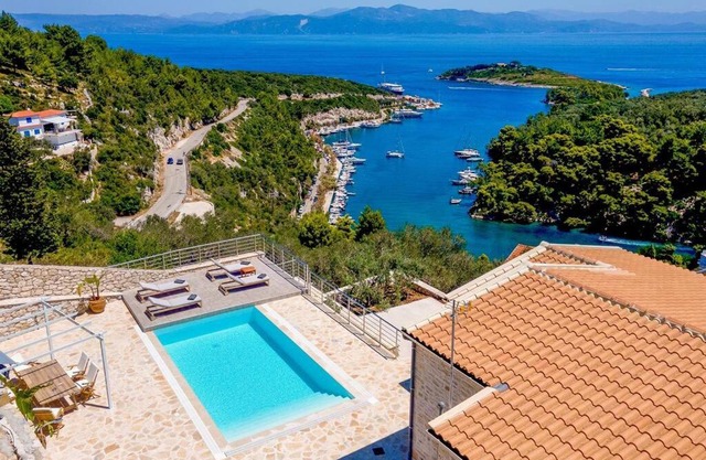 Above Blu Villa by PaxosRetreats