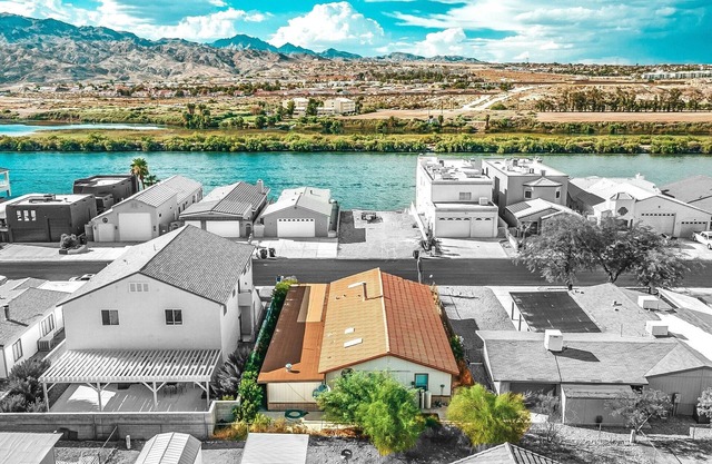 ☆ ¡Nuevo! ☆ ¡Frente al agua, casa de vacaciones que admite mascotas!