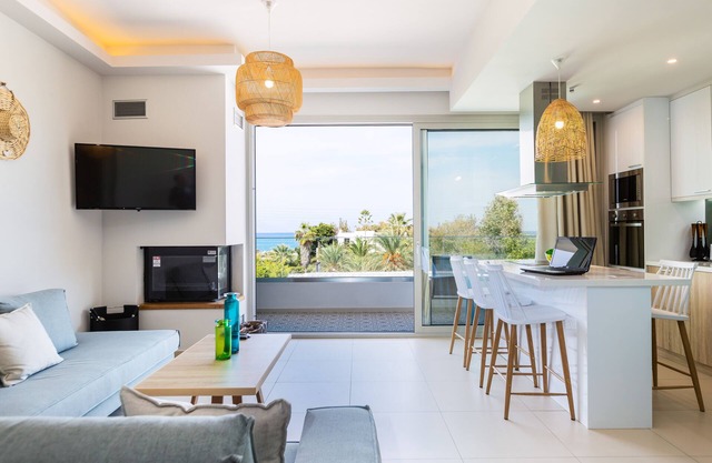 Adelhome - Vista al mar y a poca distancia de la playa!