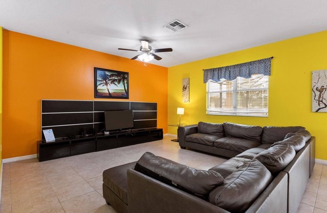 ✦ Villa asequible ✦ con piscina privada y Disney cercano Nearby