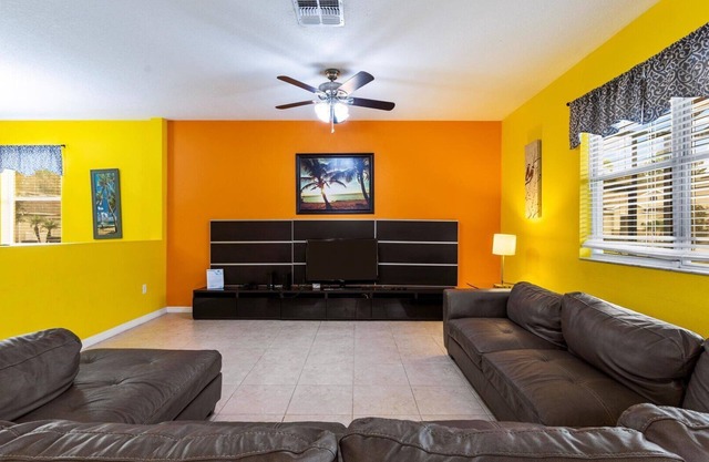 ✦ Villa asequible ✦ con piscina privada y Disney cercano✦