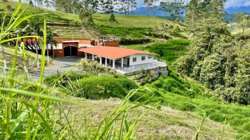 Aguas Claras casa campestre