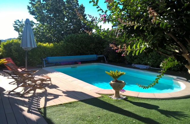 Air-conditioned villa with swimming pool in Saint Gely du fesc