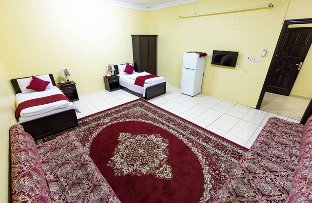 Al Eairy Furnished apt Al Madinah 1