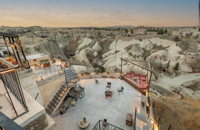 Aladino Cave Suites