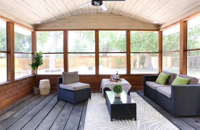 Alamo Heights-Close to Downtown-2 King Beds