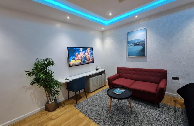 Alaska Big-Studio Apartment