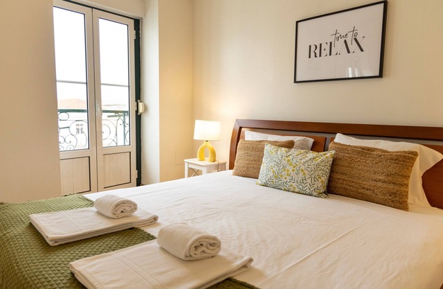 Apartamento confortable con vista para el rio, totalmente equipado, muy cerca del centro de Lisboa, en el tradicional barrio de Alfama.