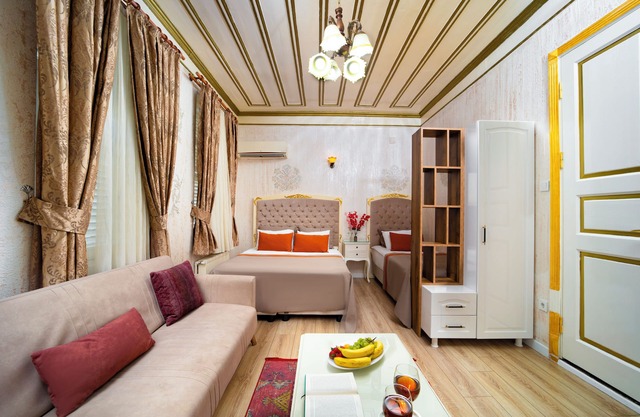 Alhambra Apart Hotel