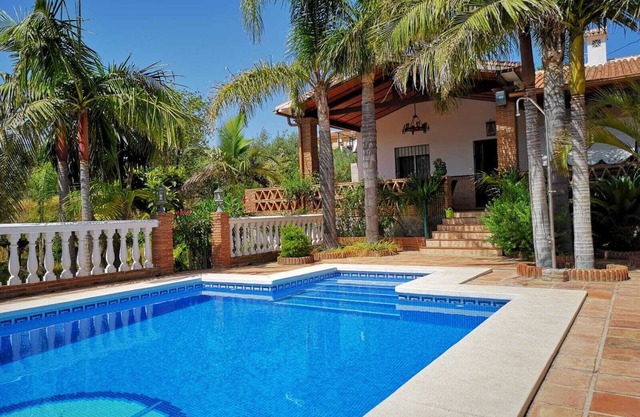 Maravillosa Villa Privada con piscina, palmeras, WIFI, climatización.