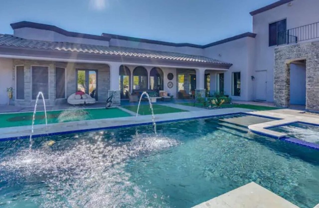 Opulence Farm Oasis: ❤️SPA Pool❤️Ping Pong❤️Foosball❤️Billboard❤️And Many More
