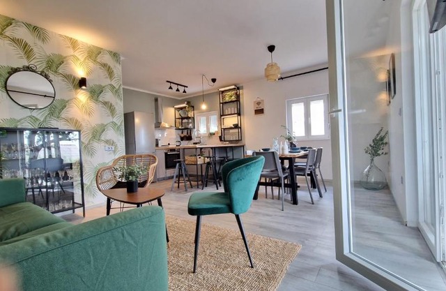 Almond Tree guest house