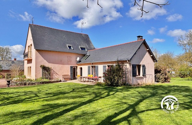 Casa rural Alpakas 10 pers con jardín y admite mascotas