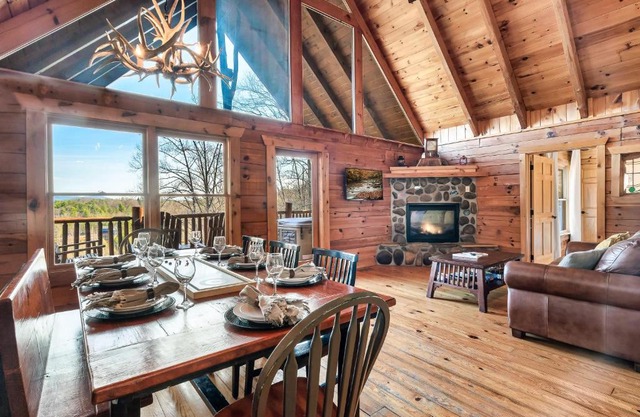 Alpine Splendor Family Game Room Views Hot Tub
