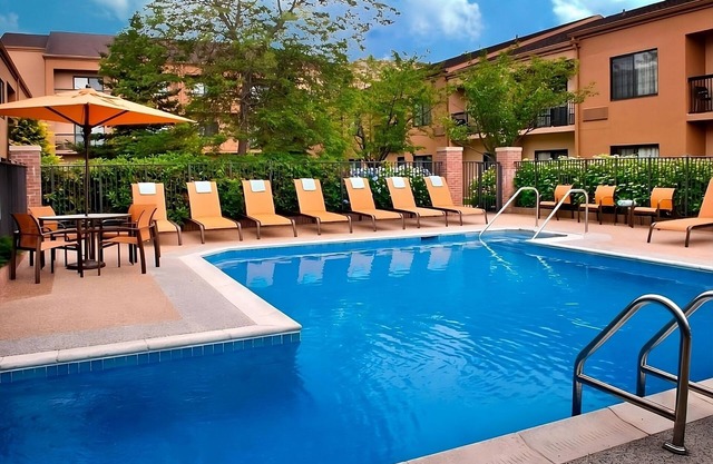 Always a Great Idea To Unwind! 3 Family-friendly Units, Pets Allowed!