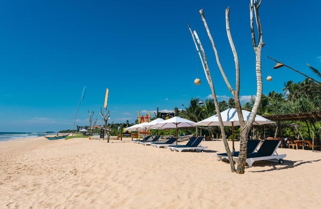 Amal Beach Hotel