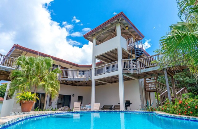 Amani 2BR (4Pax) - Stunning Perfect Getaway