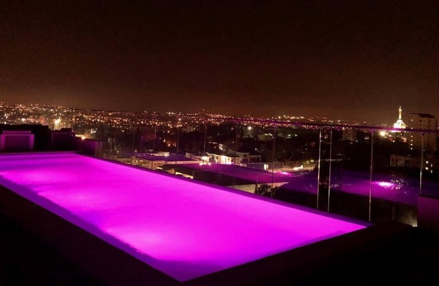 Amazing Rooftop with the Best View of the City!!