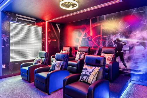 Amazing 6 Bedrooms5 Bath At Champions Gate Resort