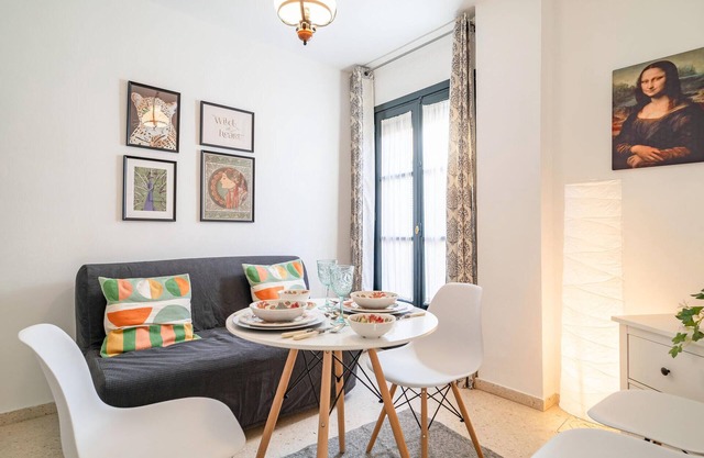 Increíble apartamento en Carmona con.