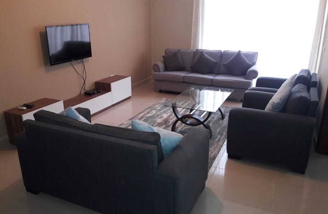 Increíble Apt. En el corazón de Hamra # 4