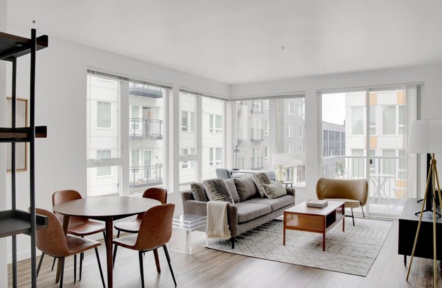 Amazing Bellevue 2BR w/ Gym & W/D, near Spring District, by Blueground
