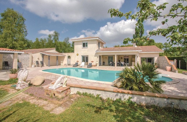 Increíble casa en Saint-Vivien-de-Medoc