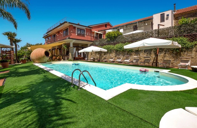 Increíble casa en Laureana Cilento