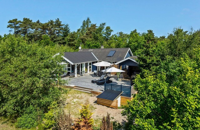 Increíble casa en Aakirkeby con WiFi