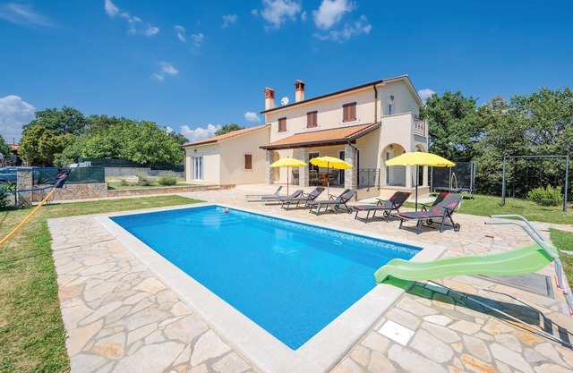 Increíble casa en Bregi con WiFi