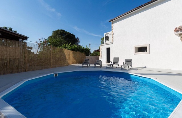 Increíble casa en Tinjan