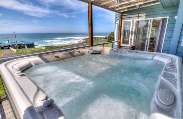 Increíbles vistas al mar en Yachats! Decoración moderna! Se admiten perros ¡NOCHE LIBRE!