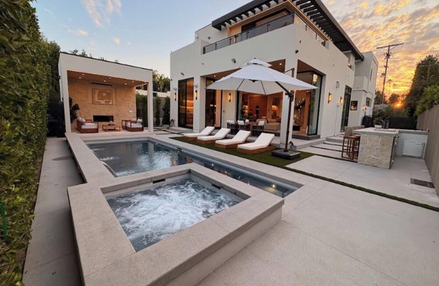 Amestoy Modern: Stunning 4BR Estate with Theater & Gym