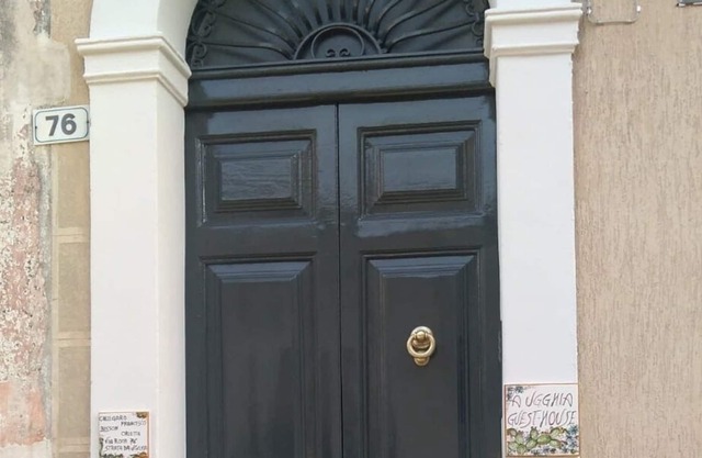Una casa de huéspedes de Ugghia