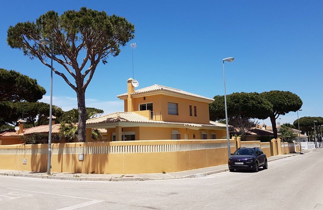 Villa andaluza cerca de la playa (unos 200m)