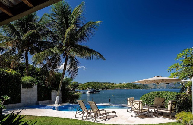 Ang012 - Hermosa villa de playa en Angra dos Reis