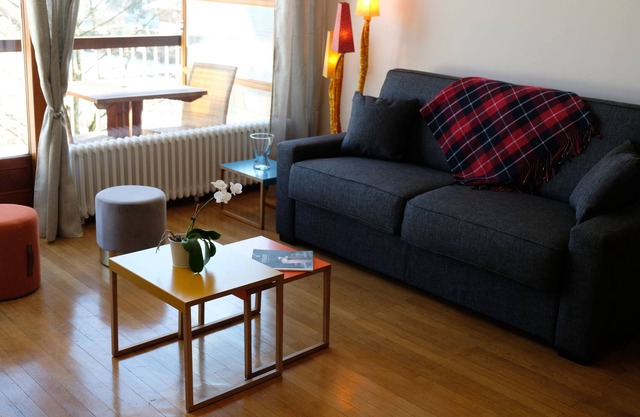 ANNECY Cómodo apartamento para 7 personas, salón de 25m2. Estacionamiento gratis.