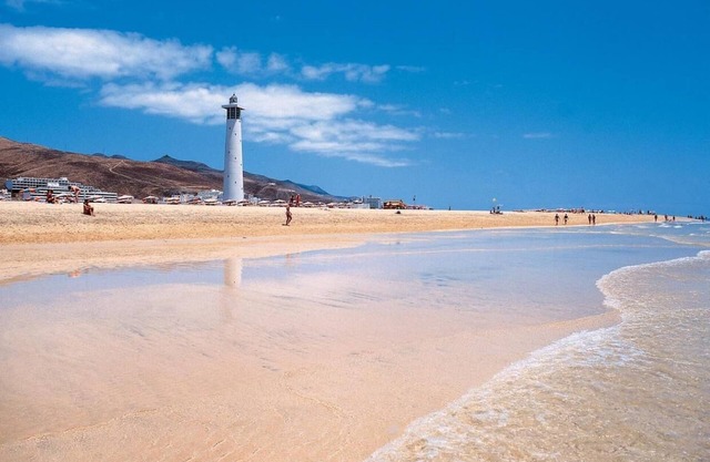Apartamento 'El Carmen 6' con vistas al mar y Wi-Fi