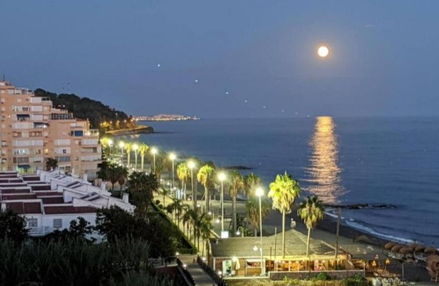 Apartamento en algarrobo costa con vistas al mar, costa del sol