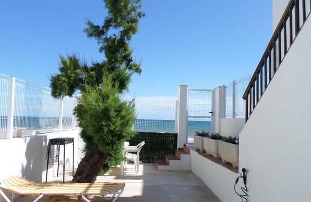 Apartamento primera linea de playa WIFI gratis