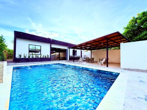Apartamento Santis moderno y completo vacacional