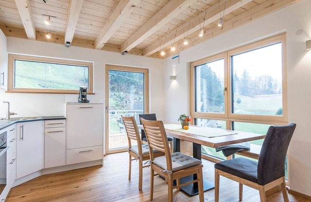 Apartamento 'Dollenberg' con vistas a la montaña, balcón y Wi-Fi