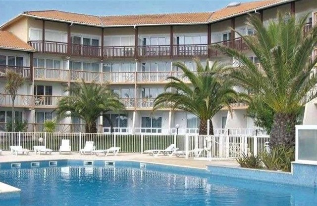Apartamento para 6 pers. a orillas del lago Port d'Albret.